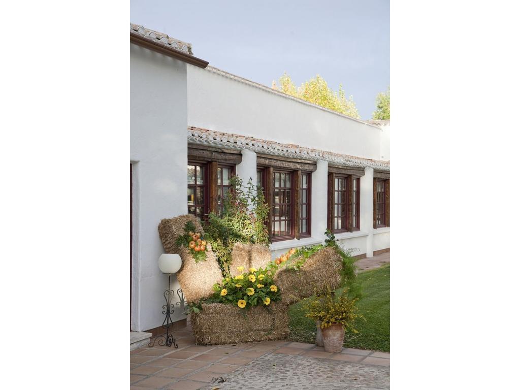 Parador De אלבאסטה מראה חיצוני תמונה