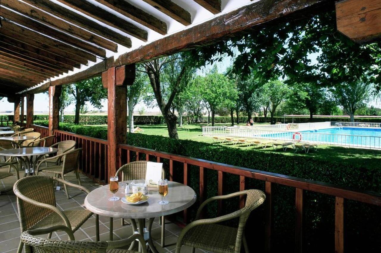 Parador De אלבאסטה מראה חיצוני תמונה
